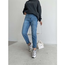 Avra Butik Basic Mom Jean Buz Mavisi