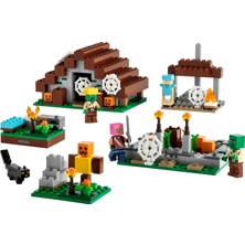 LEGO Minecraft® Terk Edilmiş Köy 21190 Yapım Seti (422 Parça)