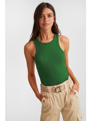 la & vetta Kadın Çimen Yeşili Halter Yaka Fitilli T-Shirt Kolsuz Örme Atlet %95 Polyester