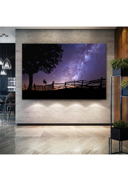 Gece Yıldızlar Altında Salıncakta Sallanan Adam Gece Manzarası Ağaç Kanvas Tablo
