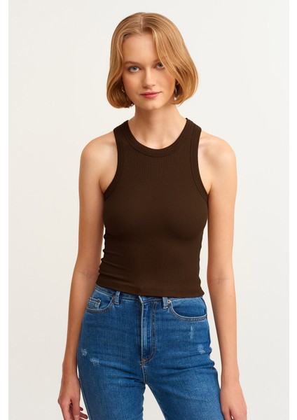 Kadın Koyu Kahve Fitilli T-Shirt Halter Yaka Örme Atlet modelleri