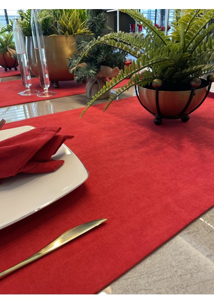 Dertsiz Kadife Dokulu Kırmızı Runner indirimleri