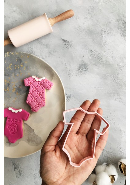 Pembe Zıbın Hamur Şekillendirici / Kurabiye Kalıbı