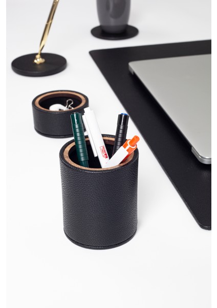 Polo Deri Masaüstü Seti Siyah 5 Parça Ahşap Detaylı Gold Kalemli indirimleri