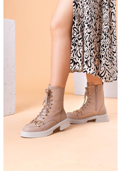 Özel Seri Tokalı Aksesuar Kaymaz Taban Kürk İç Astarlı Rahat Deri Amelya Kadın Bej Günlük Şık Bot