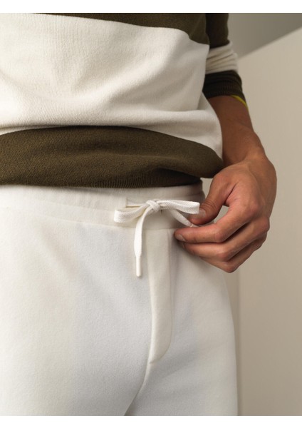 Erkek Beyaz Regular Fit Polar Sweat Pantolon modelleri