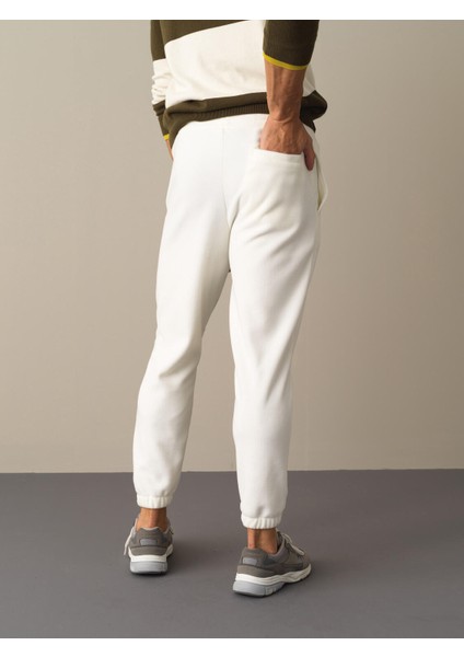 Erkek Beyaz Regular Fit Polar Sweat Pantolon indirimleri