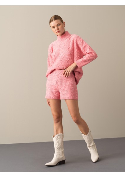 Kadın Pembe Regular Fit Triko Şort