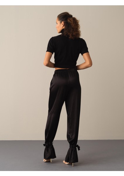 Kadın Siyah Regular Fit Saten Pantolon fırsatları