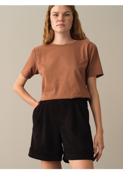 Kadın Siyah Regular Fit Şort modelleri