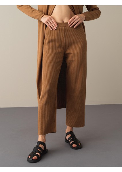 Kadın Camel Oversize Triko Pantolon modelleri