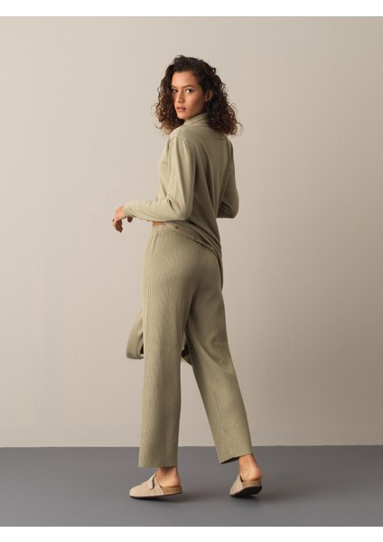 Kadın Yeşil Oversize Triko Pantolon fırsatları