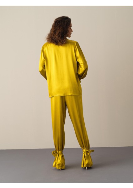 Kadın Sarı Regular Fit Saten Pantolon indirimleri