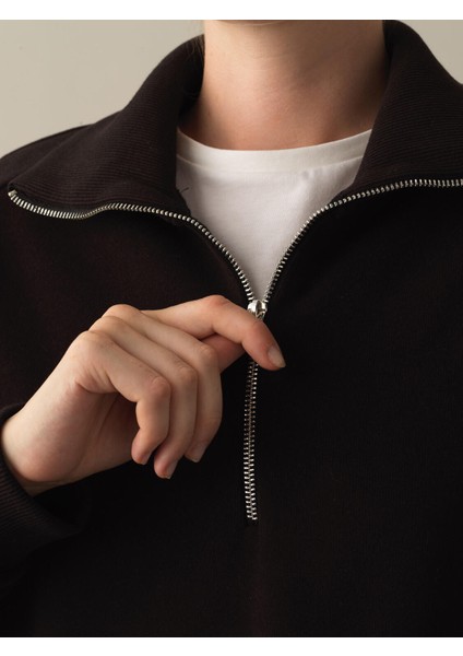 Kadın Siyah Pamuklu Oversize Sweatshirt