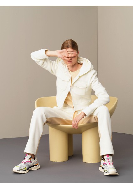 Kadın Ekru Pamuklu Oversize Sweatshirt