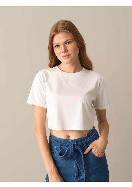 Kadın Beyaz Regular Fit Modal Basic Crop modelleri