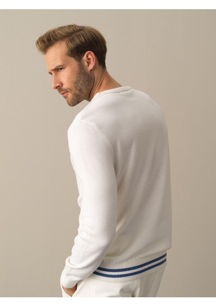 Erkek Beyaz Regular Fit Kazak modelleri