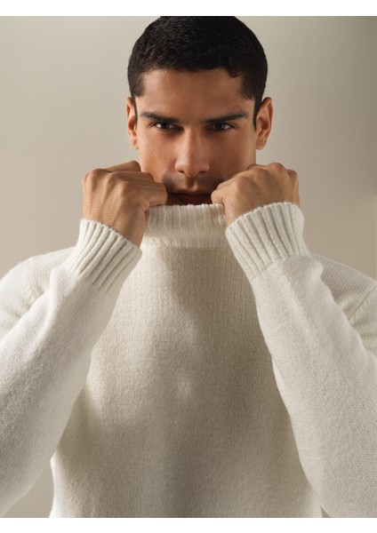Erkek Ekru Regular Fit Kazak modelleri