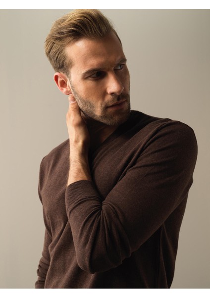 Erkek Kahverengi Regular Fit Basic Kazak fiyatları