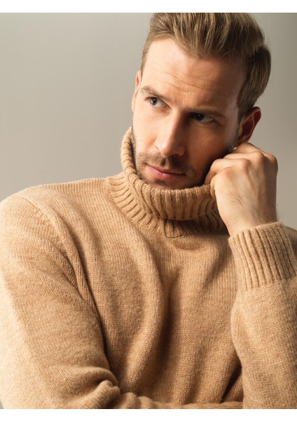 Erkek Camel Regular Fit Kazak modelleri