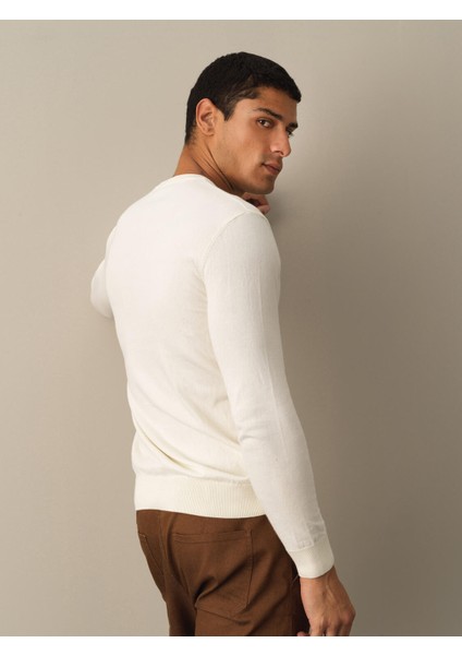 Erkek Ekru Regular Fit Basic Kazak fırsatları