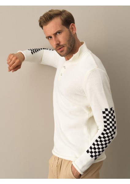 Erkek Ekru Dik Yaka Regular Fit Kazak modelleri