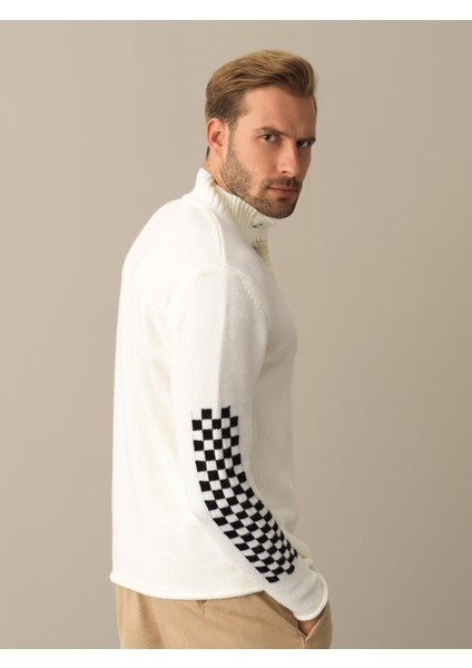 Erkek Ekru Dik Yaka Regular Fit Kazak indirimleri
