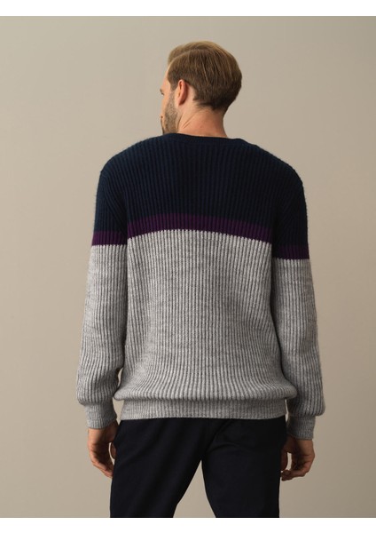 Erkek Gri Çizgi Detaylı Kazak fırsatları