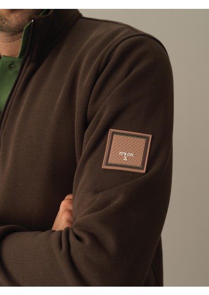 Erkek Kahverengi Pamuklu Dik Yaka Sweatshirt fırsatları