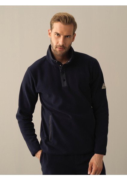 Dik Yaka Regular Fit Cepli Polar Sweatshirt