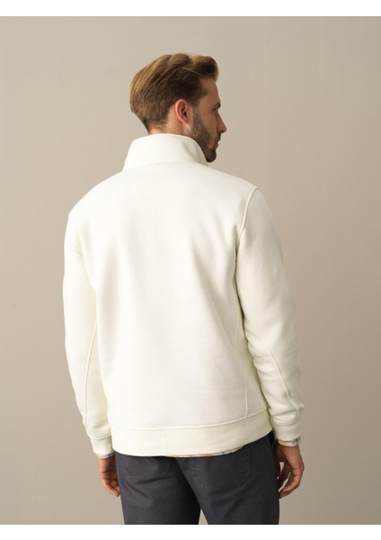 Erkek Ekru Pamuklu Dik Yaka Sweatshirt fırsatları