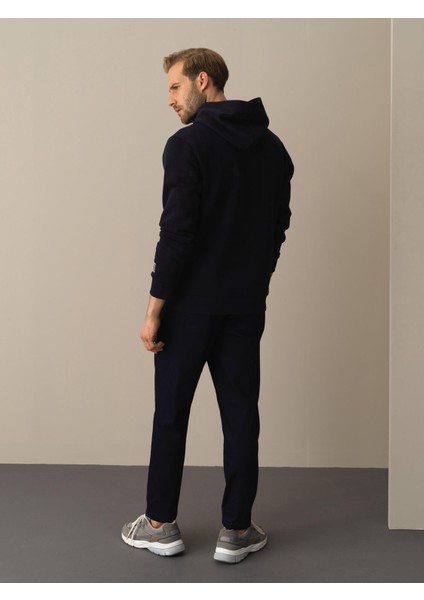 Erkek Lacivert Regular Fit Sweatshirt fırsatları