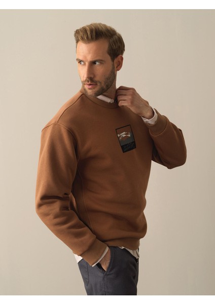 Erkek Camel Oversize Baskılı Sweatshirt fırsatları