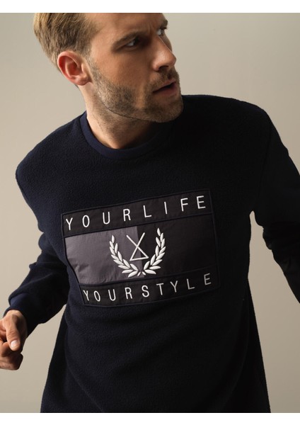 Bisiklet Yaka Regular Fit Garni Detaylı Sweatshirt