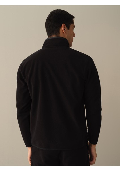 Erkek Siyah Regular Fit Polar Sweatshirt indirimleri