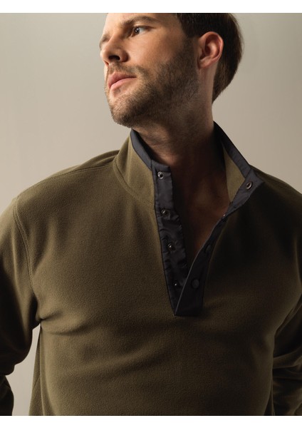 Erkek Haki Regular Fit Polar Sweatshirt fırsatları