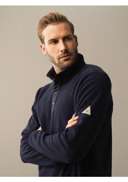 Erkek Lacivert Regular Fit Polar Sweatshirt fırsatları