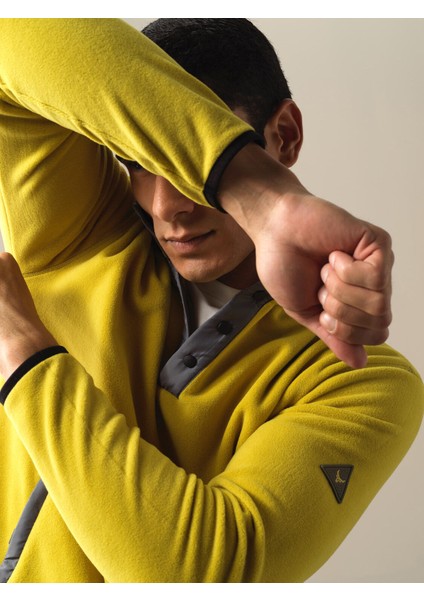 Erkek Sarı Regular Fit Polar Sweatshirt indirimleri