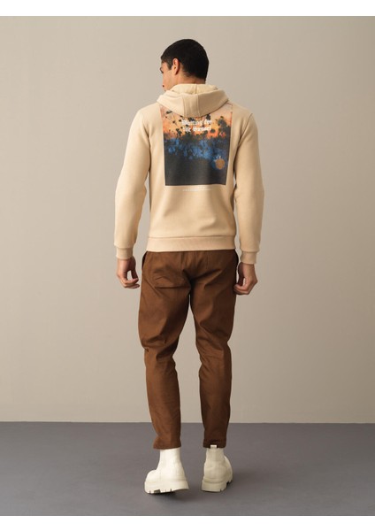 Erkek Bej Regular Fit Baskılı Sweatshirt fırsatları