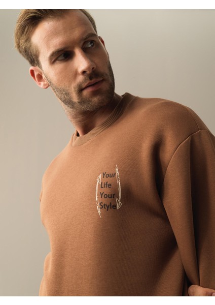 Erkek Camel Oversize Baskılı Sweatshirt fiyatları