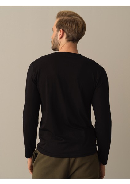 Erkek Siyah Slim Fit Baskılı Modal Tişört fırsatları