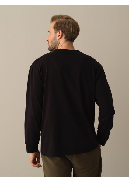 Erkek Siyah Regular Fit Baskılı Tişört indirimleri