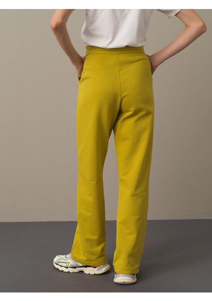 Kadın Sarı Oversize Sweat Pantolon fırsatları