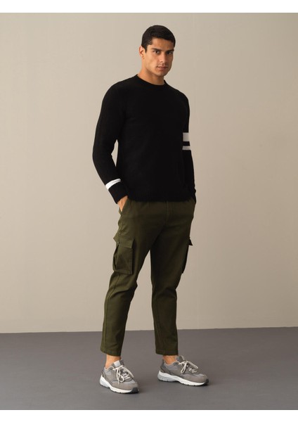 Erkek Siyah Regular Fit Çizgi Detaylı Kazak