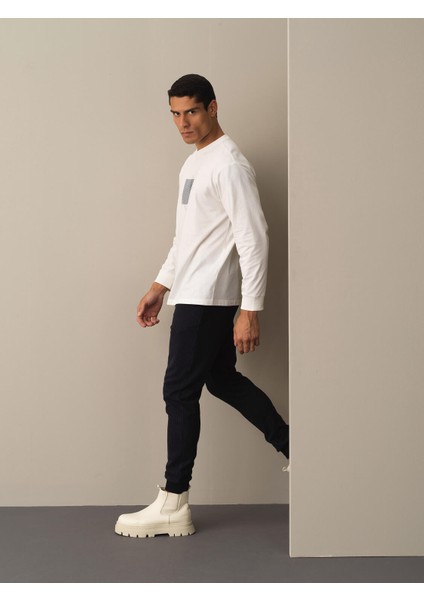 Erkek Beyaz Regular Fit Baskılı Tişört