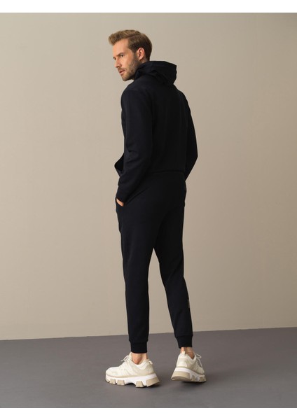 Pamuklu Dar Paça Slim Fit Jogger Pantolon fırsatları