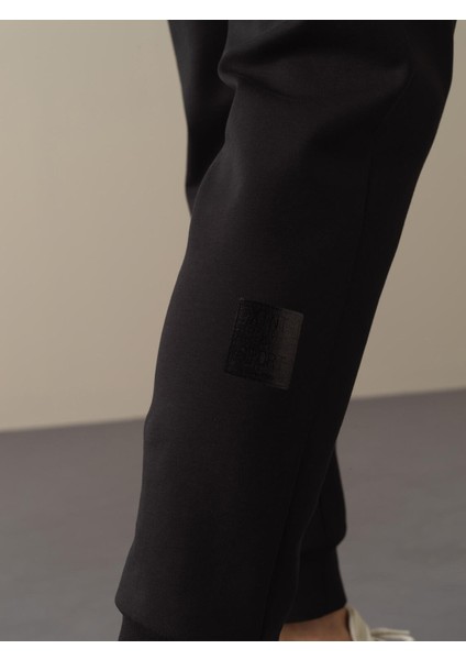 Siyah Pamuklu Jogger Pantolon modelleri