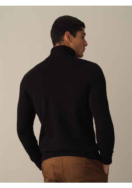 Erkek Siyah Pamuklu Regular Fit Kazak fırsatları