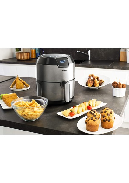 EY401D Easy Fry Deluxe Sıcak Hava Fritözü, 1500 W, 4,2 L Kapasite, Xl, 6 Otomatik Programlı, Dijital Ekran, Zamanlayıcı, 6 Porsiyonluk Patates Kızartması, Paslanmaz Çelik, Siyah