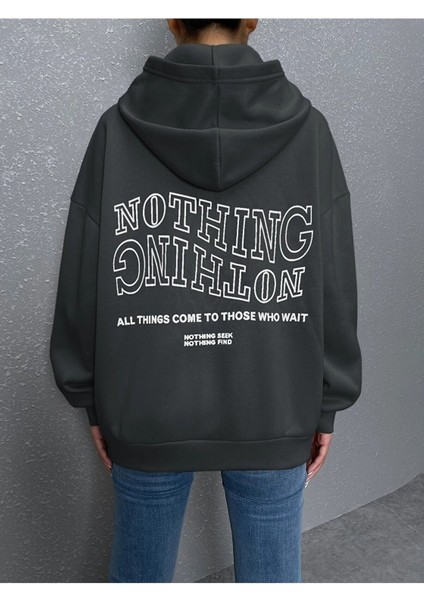 Kadın Ters Düz Nothing Baskılı Oversize Sweatshirt